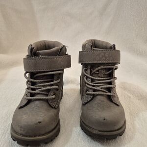 Stride Rite Boys Kids' Tan Boots Velcro Closure Size 5